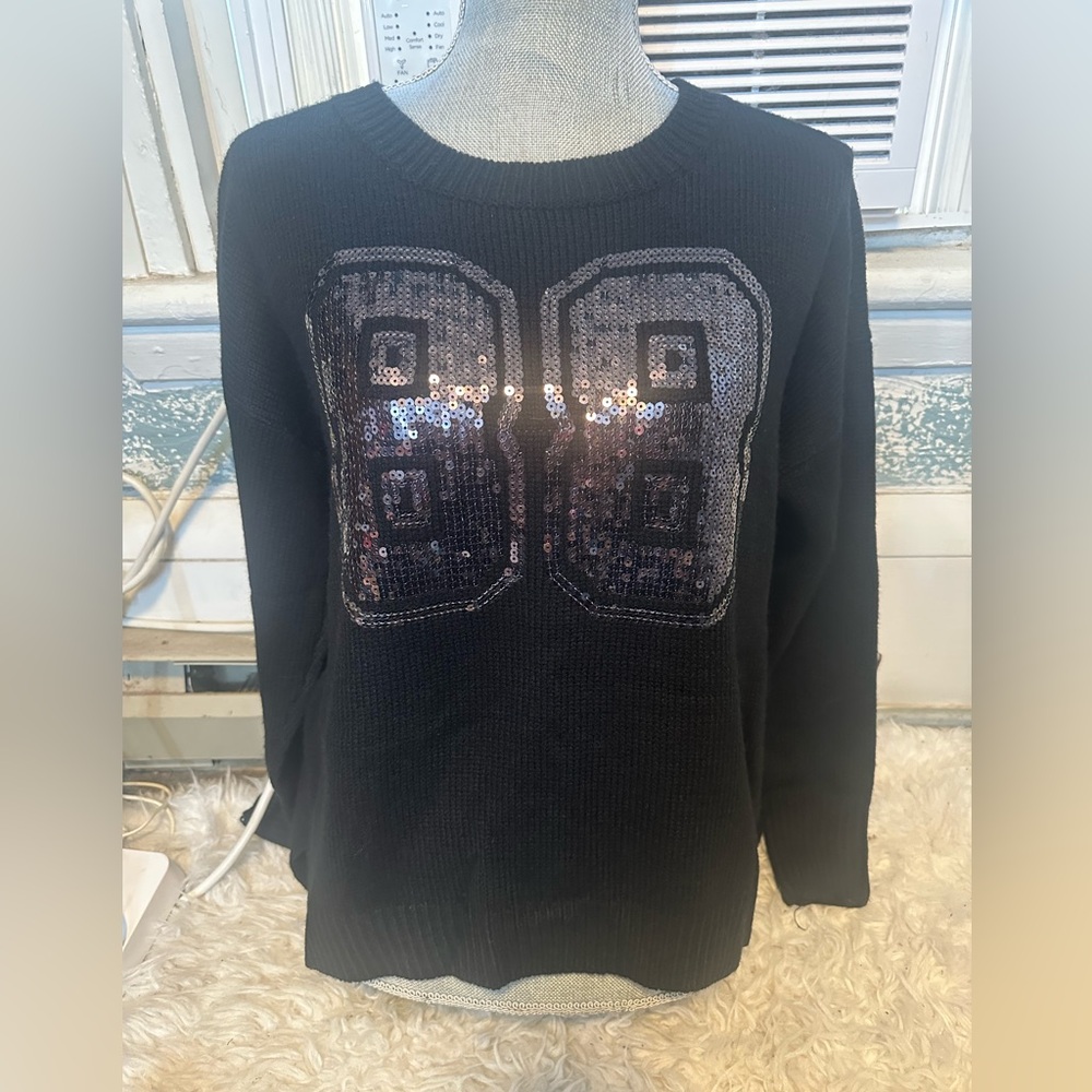 ⭐️ 3/$20 Forever 21 sweater